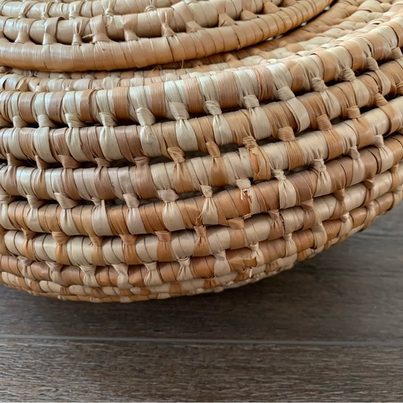 Wicker basket - Picture 9 of 11